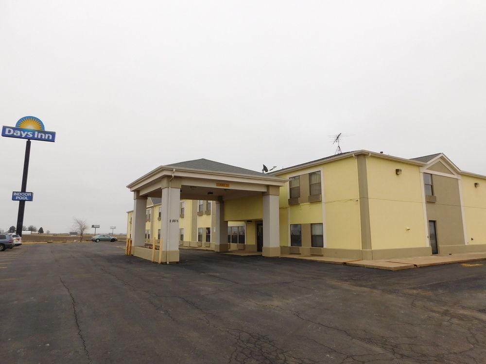 Days Inn By Wyndham Walcott Davenport Kültér fotó