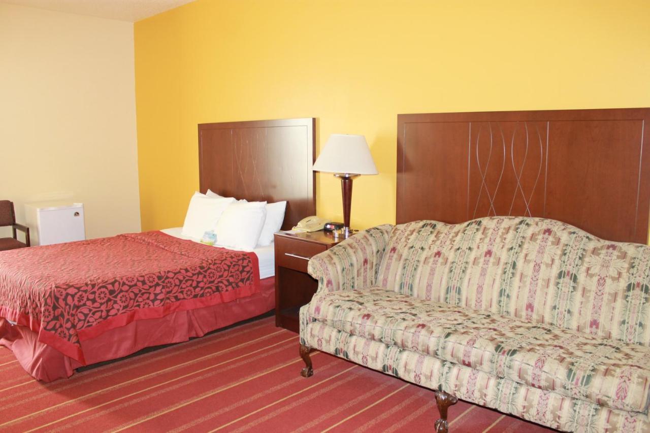 Days Inn By Wyndham Walcott Davenport Kültér fotó