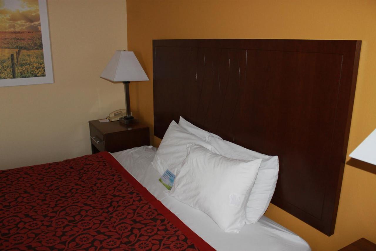 Days Inn By Wyndham Walcott Davenport Kültér fotó