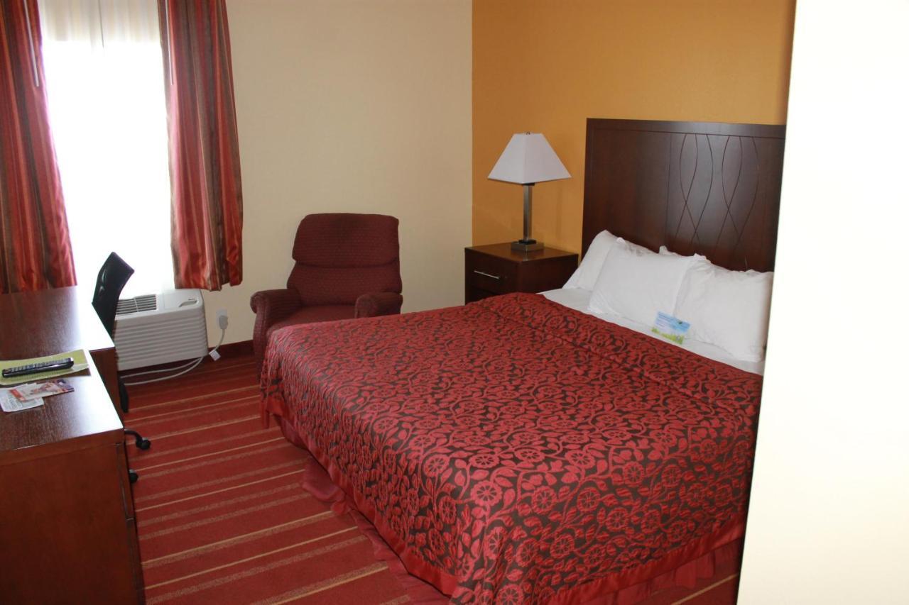 Days Inn By Wyndham Walcott Davenport Kültér fotó