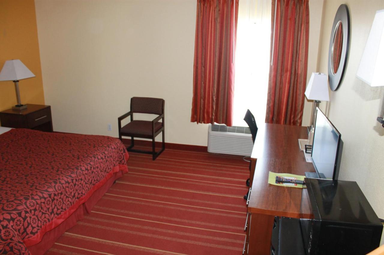 Days Inn By Wyndham Walcott Davenport Kültér fotó